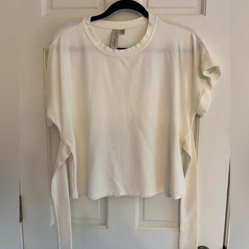 Evereve Allison Joy Off-White Short Sleeve Tee